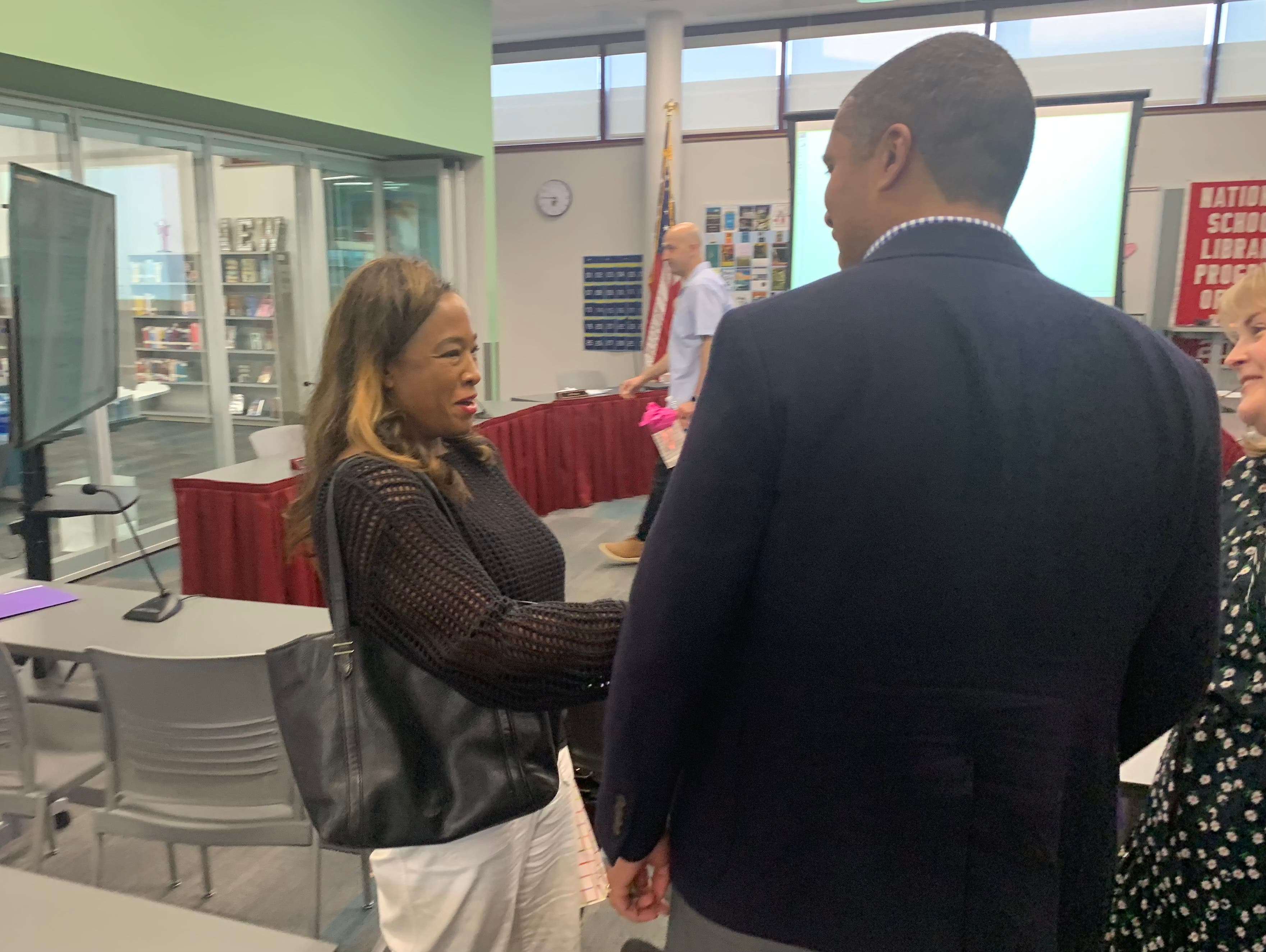 Split Hinsdale D86 Board Elects President Hinsdale, IL Patch(02)